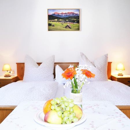 Gaestehaus Alfred Klais Krün Zewnętrze zdjęcie