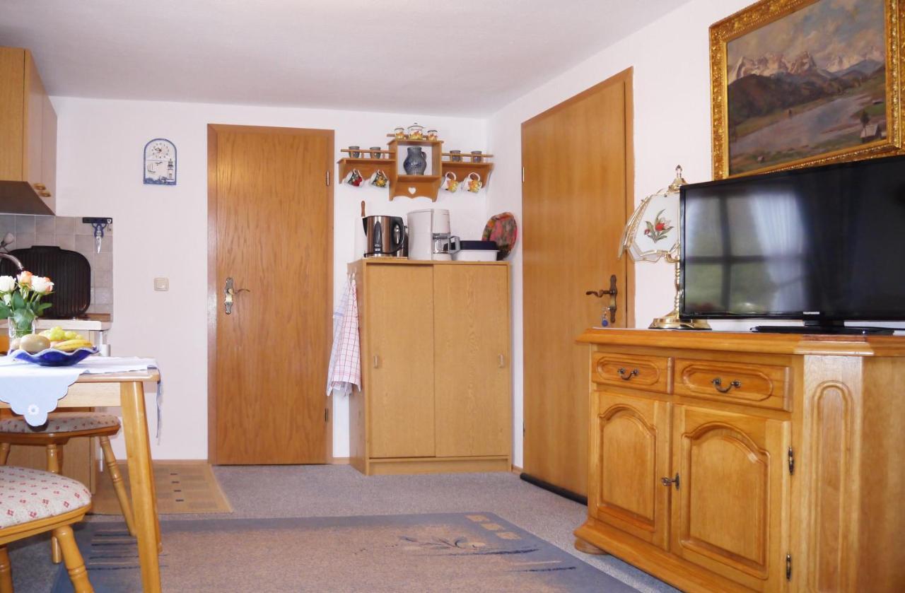 Gaestehaus Alfred Klais Krün Zewnętrze zdjęcie