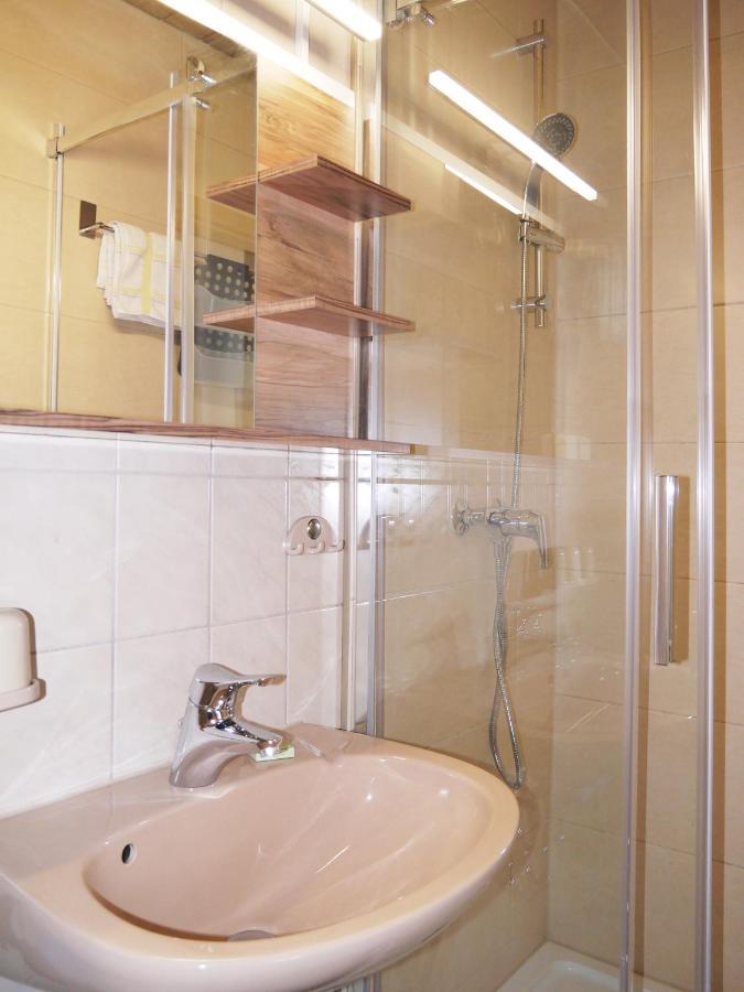 Gaestehaus Alfred Klais Krün Zewnętrze zdjęcie